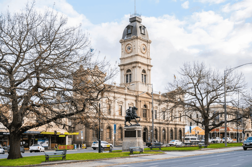 Ballarat historic streetscape and clock tower for the Ballarat property market forecast